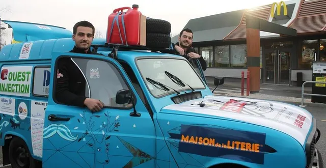 photo  yoann et mathis batereau, deux frères de notre-dame-du-pé, sont prêts à s’élancer vers le maroc pour le 4l trophy.  &copy;  ouest-france 