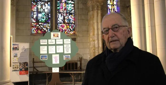 photo  jean-yves chazal doit sa passion pour bach à son ancien commandant et ami, feu l’amiral bernard louzeau.  &copy;  ouest-france 