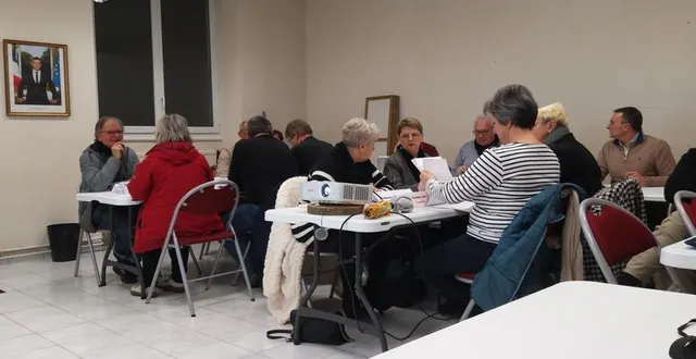 photo  le conseil municipal s’est réuni lundi. les élus ont pris connaissance du budget primitif 2025 ainsi que de la nouvelle tarification de la restauration et de la capture animale.  &copy;  ouest-france 