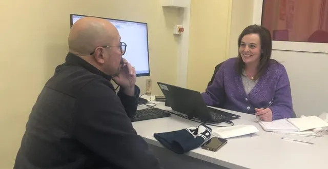 photo  une troisième agente, audrey lemoine, est arrivée en septembre 2024 à l’espace france services de flers.  &copy;  ouest-france 