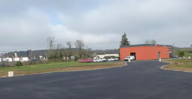 photo  située sur la route de coulaines, la zone de la touzardière est viabilisée. il reste encore deux lots à vendre.  &copy;  ouest-france 