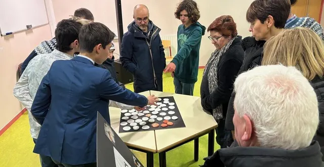 photo  les mini-entrepreneurs présentent le produit, plébiscité par les adultes.  &copy;  ouest-france 