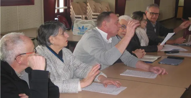 photo  le président frédéric famery a présenté les projets de l’association.  &copy;  ouest-france 