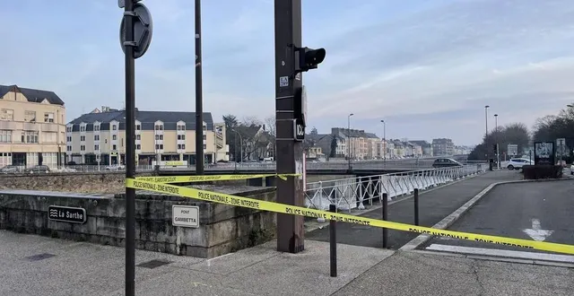 photo  les secours sont intervenus dans la nuit du mardi 18 au mercredi 19 février 2025, pour une voiture immergée dans l’eau. un homme est décédé.  &copy;  ouest-france 