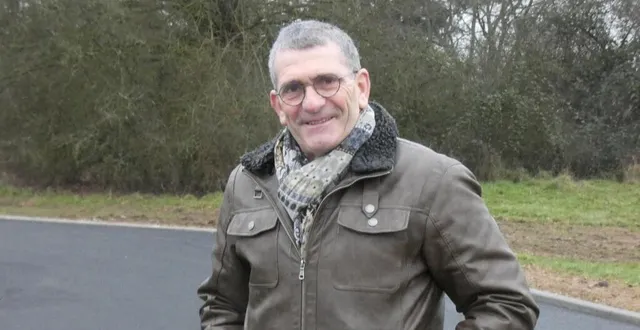 photo  éric gonsard pdg de la société éponyme sur la zone de la touzardiére, après la station-service super u, route de coulaines.  &copy;  le maine libre 