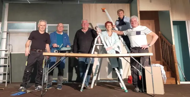 photo  l’équipe de bénévoles en pleine action : de gauche à droite, dominique, michel, pierrot, josiane, évelyne et philippe.  &copy;  ouest-france 