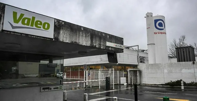 photo  valeo aurait-il trouvé un repreneur pour son usine de la suze-sur-sarthe ?  &copy;  le maine libre - denis lambert 