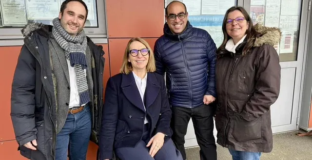 photo  de gauche à droite : anthony guidoux référent paralympique pays de la loire, valérie radou présidente 4cps, anthony buval venu présenter son projet avec stéphanie delépine qui apporte son aide.   &copy;  le maine libre 