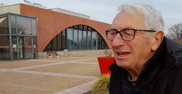 photo  gérard a appris beaucoup de choses lors de la conférence.  &copy;  le maine libre 