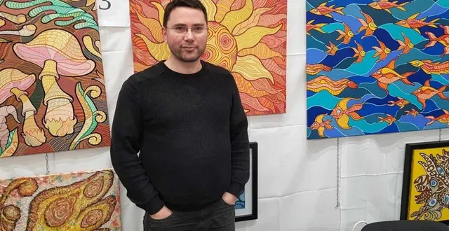 photo  olivier clément expose ses œuvres au centre mazagran.  &copy;  le maine libre 