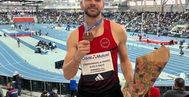 photo  tangui tranchant, exposant fièrement sa première médaille nationale élite.  &copy;  ouest-france 