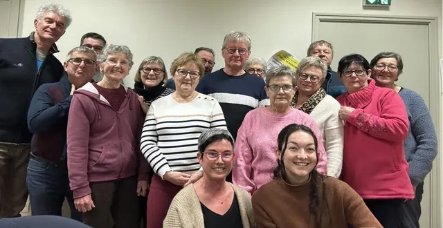 photo  debout à droite, maryse bouvet et, au premier plan, sandrine besson-gautier et lorine ploquin. à gauche, le président, dominique boutaud.  &copy;  ouest-france 