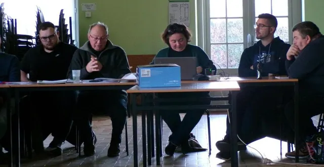 photo  aux côtés du président dominique cordier, la nouvelle trésorière bénédicte léger.  &copy;  le maine libre 