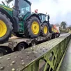 photo le pont de luché-pringé, fragilisé, sera désormais interdit aux véhicules de plus de 3,5 tonnes, en attendant des travaux à l’horizon 2026.
