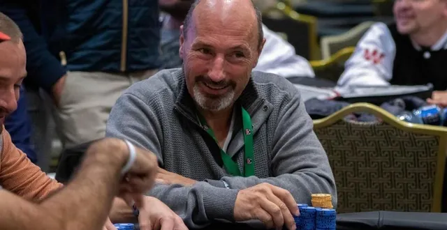 photo  josé souvignet, habitant de mulsanne, va participer au championnat de france de poker organisé par winamax.  &copy;  josé souvignet 