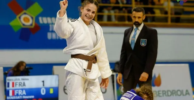 photo  héléa bailleul savourant une de ses victoires avec enthousiasme.  &copy;  photo fournie par héléa bailleul 