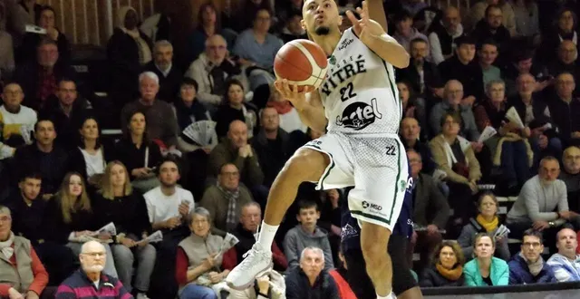 photo  l’aurore vitré sera privée de son meneur armand mensah jusqu’en fin de saison.  &copy;  ouest-france 