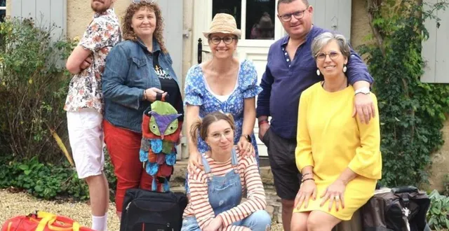 photo  les tréteaux de malestable, pour leur pièce tais-toi.  &copy;  ouest-france 