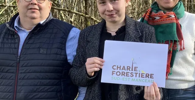 photo  jessica fontaine, entourée de denis herraux et sophie rychlicki, avec le nouveau logo.  &copy;  le maine libre 