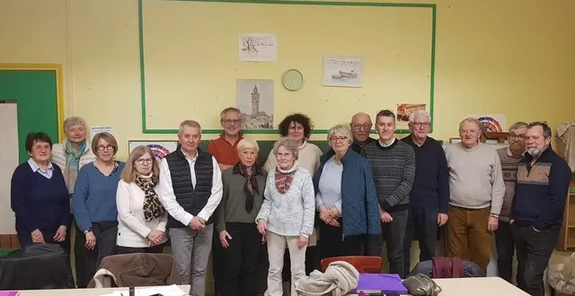 photo  l’élection du nouveau président, un moment clé pour l’association. au centre nicolas pizy, le nouveau président, entouré des membres du bureau et des bénévoles engagés.  &copy;  le maine libre 