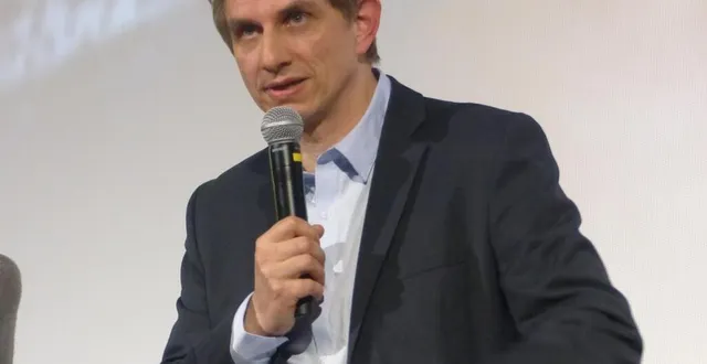 photo  invité par france alzheimer, au cinéma les 400 coups, lundi, antoine béguin a présenté en avant-première son dernier court métrage « sois gentil ».  &copy;  ouest-france 