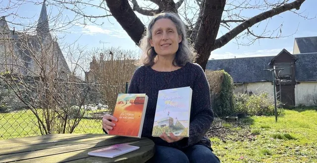 photo  kochka, ici dans son jardin place voltaire, présentera notamment son dernier ouvrage, la guerre de jeanne, un récit autour des 80 ans de la libération des camps de la mort.  &copy;  le maine libre 