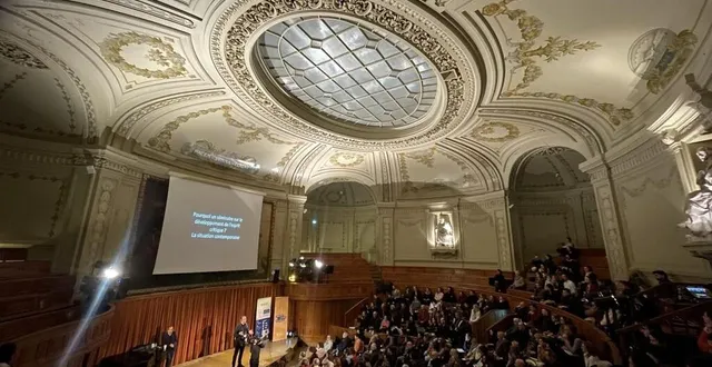 photo  les conférences de gérald bronner, à la sorbonne, seront diffusées au passage et suivies d’un débat.  &copy;  le passage 