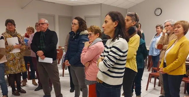 photo  mercredi 26 février 2025, la commission seniors du territoire de saint-martin-du-fouilloux (maine-et-loire) a présenté le lancement prochain de visites proposées par des jeunes en service civique chez des personnes âgées isolées.  &copy;  ouest-france 