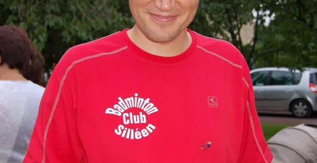 photo  sébastien gobin est décédé dimanche 23 mars 2025 lors d’un trail en vendée.  &copy;  badminton club silléen 