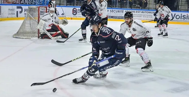 photo  théo sarlieve et les angevins ne sont plus qu’à une victoire des demi-finales.  &copy;  archives sébastien aubinaud 