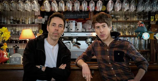 photo  les frères nico et fred ont trouvé leur identité dans la langue française. ils jouent de toutes les gammes, mêlent les rengaines estivales et les ballades mélancoliques, les titres rageurs et les chansons plus intimes.  &copy;  hugo boisnard 