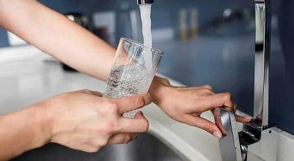 photo  la nouvelle association se donne pour mission d’informer les citoyens sur la qualité de l’eau du robinet.  &copy;  archives ouest-france 