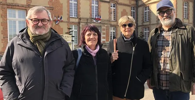 photo  de gauche à droite : serge delavallée, corine le blevec, chantal lesavetier et pierre ristic, de l’association l’aigle au cœur.  &copy;  ouest-france 