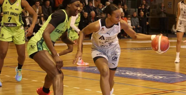 photo  stacy chovino et ses coéquipières repartent de paris avec une large victoire.  &copy;  archives nathalie douley 