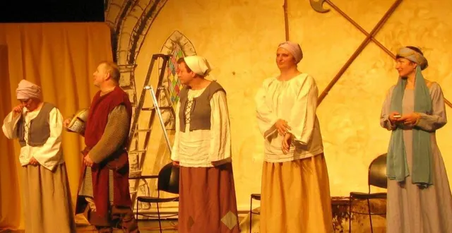 photo  huit compagnies amateurs vont se produire sur la scène d’atlantis.  &copy;  archives le maine libre 