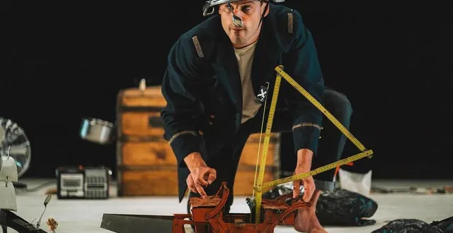 photo  la compagnie les hommes sensibles joue à montfort-le-gesnois leur pièce « bateau ».  &copy;  maxime guerin 