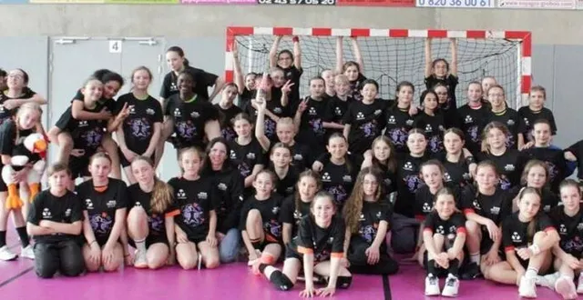 photo  organisé par le hbc, le tournoi 100 % féminin de handball est devenu un événement majeur.  &copy;  le maine libre 