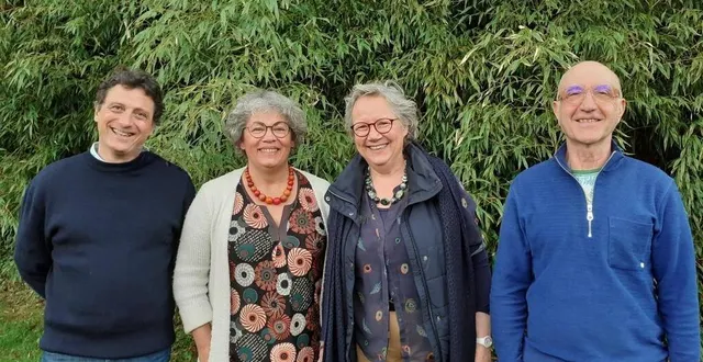photo  de gauche à droite, vincent guibert, adjoint à la culture et conseiller départemental ; laurence hillereau, présidente de l’association musartis, ; anne-léa savourat, directrice et cheffe du chœur dumnacus et des solistes de musartis ; et dominique pacteau, directeur de l’école de musique henri dutilleux  &copy;  ouest-. france 
