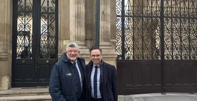 photo  luc bouard, maire de la roche-sur-yon, avec nicolas leudière, maire de sablé-sur-sarthe.  &copy;  nicolas leudière 