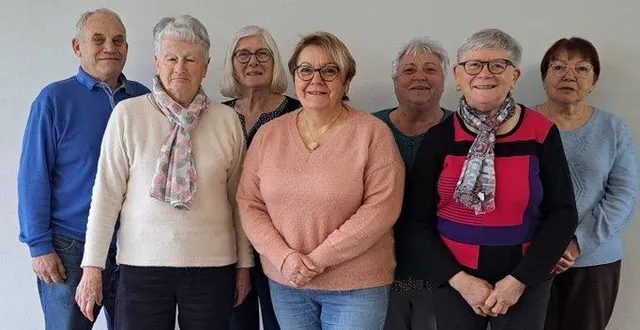 photo  le bureau de cette année autour d’évelyne lefaux, réélue.  &copy;  le maine libre 