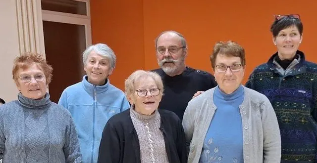 photo  dernièrement, la chorale de loué a vu l’arrivée de six nouveaux membres.  &copy;  le maine libre 
