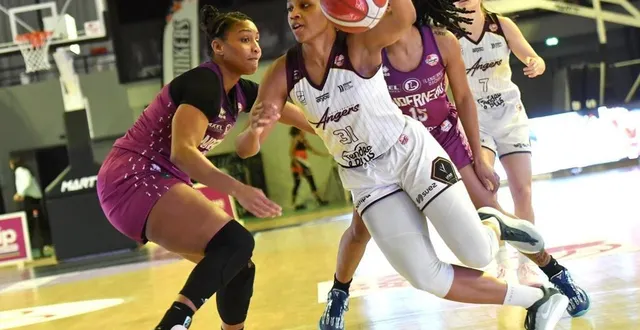 photo  angers, salle jean-bouin, 15 mars. tahane a montré le chemin à suivre.  &copy;  co-michel durigneux 