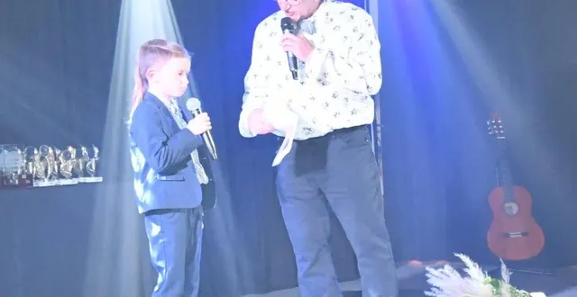 photo  swann gauthier, premier concurrent de la soirée.  &copy;  le maine libre 