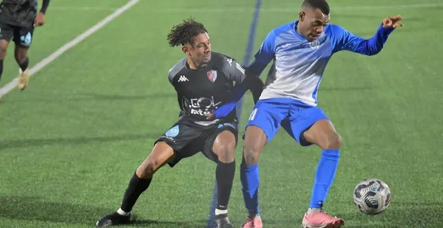 photo  erwan koutele et les divais ont enfoncé clinton chalokwu et l’ag caen.  &copy;  guillaume marie 