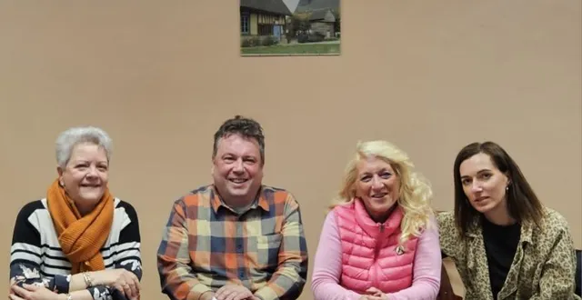 photo  le bureau de la charte des commerçants. annick aguinet, hervé legrand, nathalie simon, bérengère roulois.  &copy;  ouest-france 