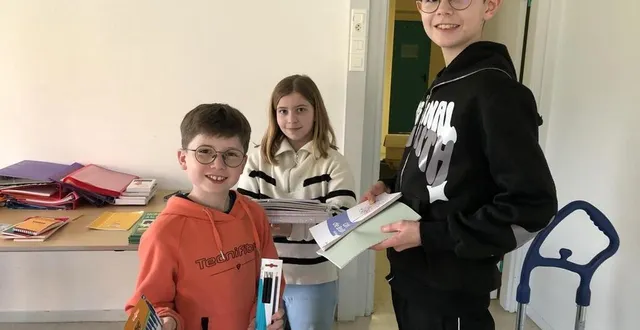 photo  ces presque adolescents du conseil municipal des enfants (cme) de la flèche (sarthe) ont pris une heure de leur temps, mardi 11 mars 2025, en fin de journée pour trier des fournitures scolaires à des destinations des enfants de mayotte, département dévasté par le cyclone chido le 14 décembre 2024.  &copy;  ouest-france 