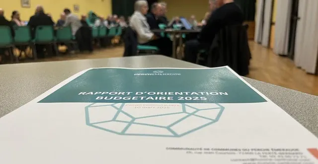 photo  le rapport d’orientation budgétaire 2025 a permis de mettre en lumière la solidité financière de la communauté de communes du perche émeraude.  &copy;  le maine libre 