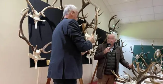 photo  christophe de balorre, président des chasseurs de l’orne, lors de la présentation des trophées 2023-2024.  &copy;  ouest-france 