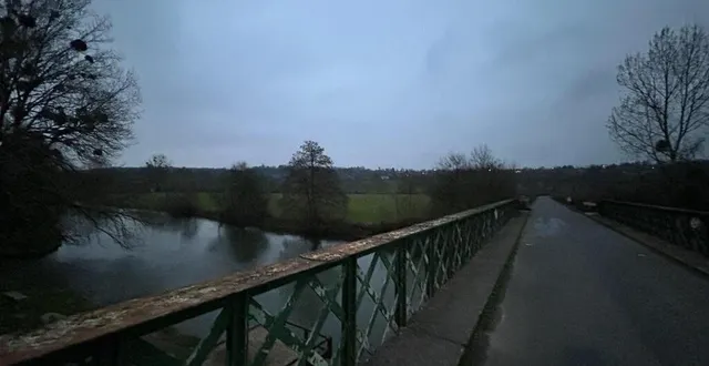 photo  le corps de jacqueline besnier a été découvert par des promeneurs près de ce pont sur la sarthe, dans la commune d’héloup (orne).  &copy;  archives ouest-france 