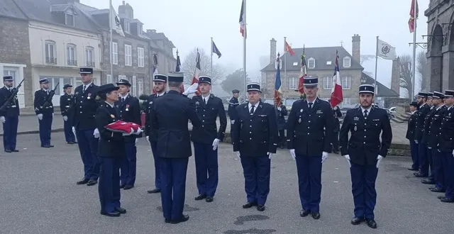 photo  la remise des médailles et des lettres de félicitations par le colonel pierre-olivier benech.  &copy;  ouest-france 